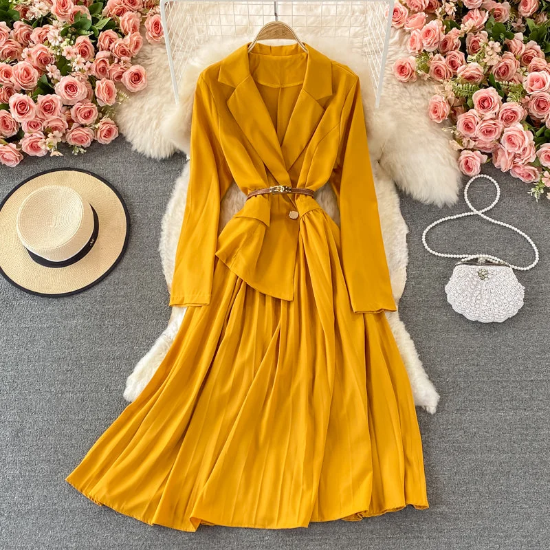 Design sense: small crowd, narrow waist, thin suit collar, Pleated Dress  3371