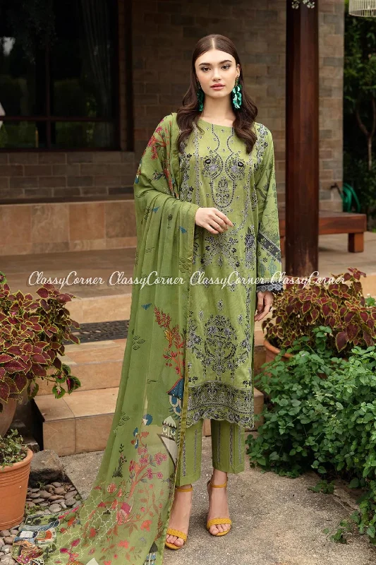 Green Lawn Embroidered Formal Salwar kameez