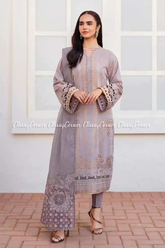 Pakistani Jacquard Lawn 3PC Suit