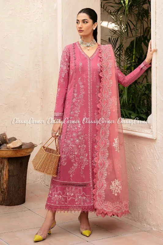 Tea Pink Lawn Embroidered Salwar Kameez